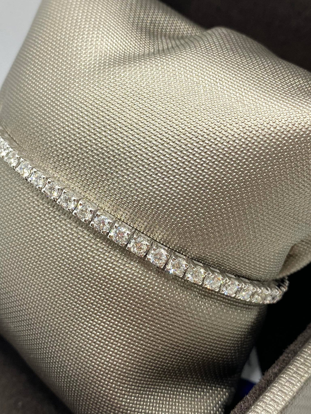 Bracciale Tennis Crivelli in Oro 18KT 18KT e Diamanti Ct 3,25