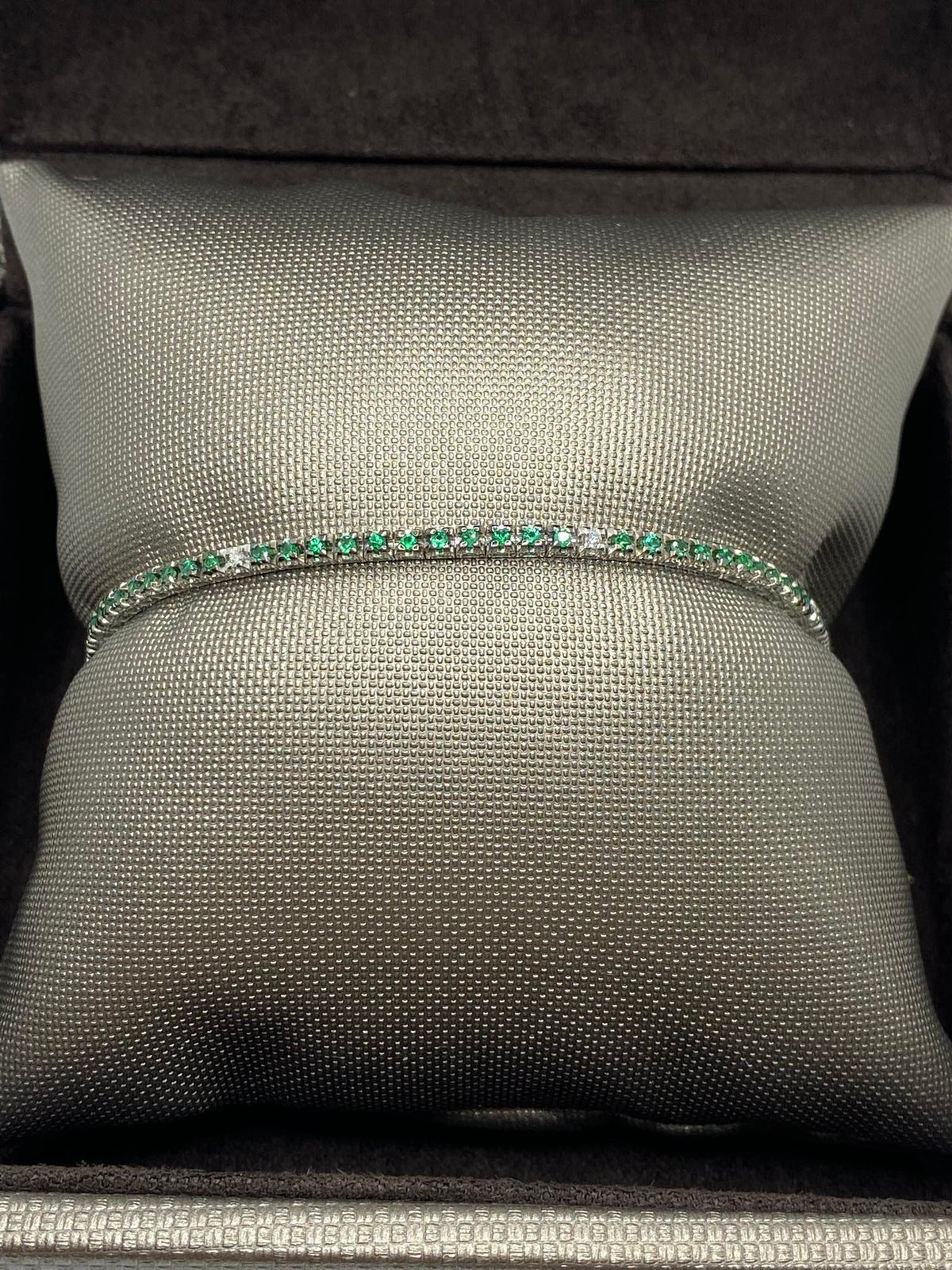 Bracciale Tennis Crivelli in Oro 18KT con Smeraldi e Diamanti Ct. 0.72