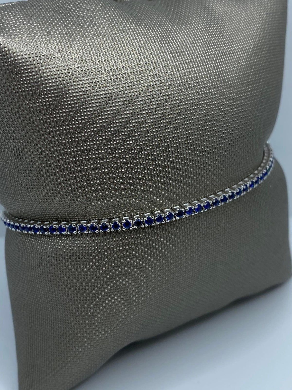 Bracciale Tennis PG Gioielli in Oro 18KT e Zaffiri Ct. 1.41