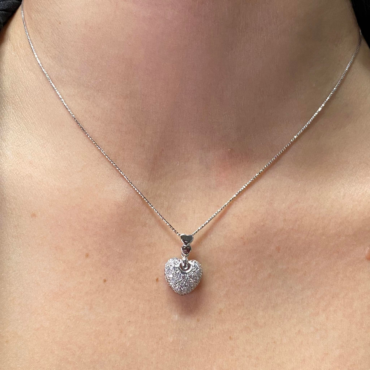 Collana a Cuore in Oro 18KT 18KT e Diamanti Ct. 0.70