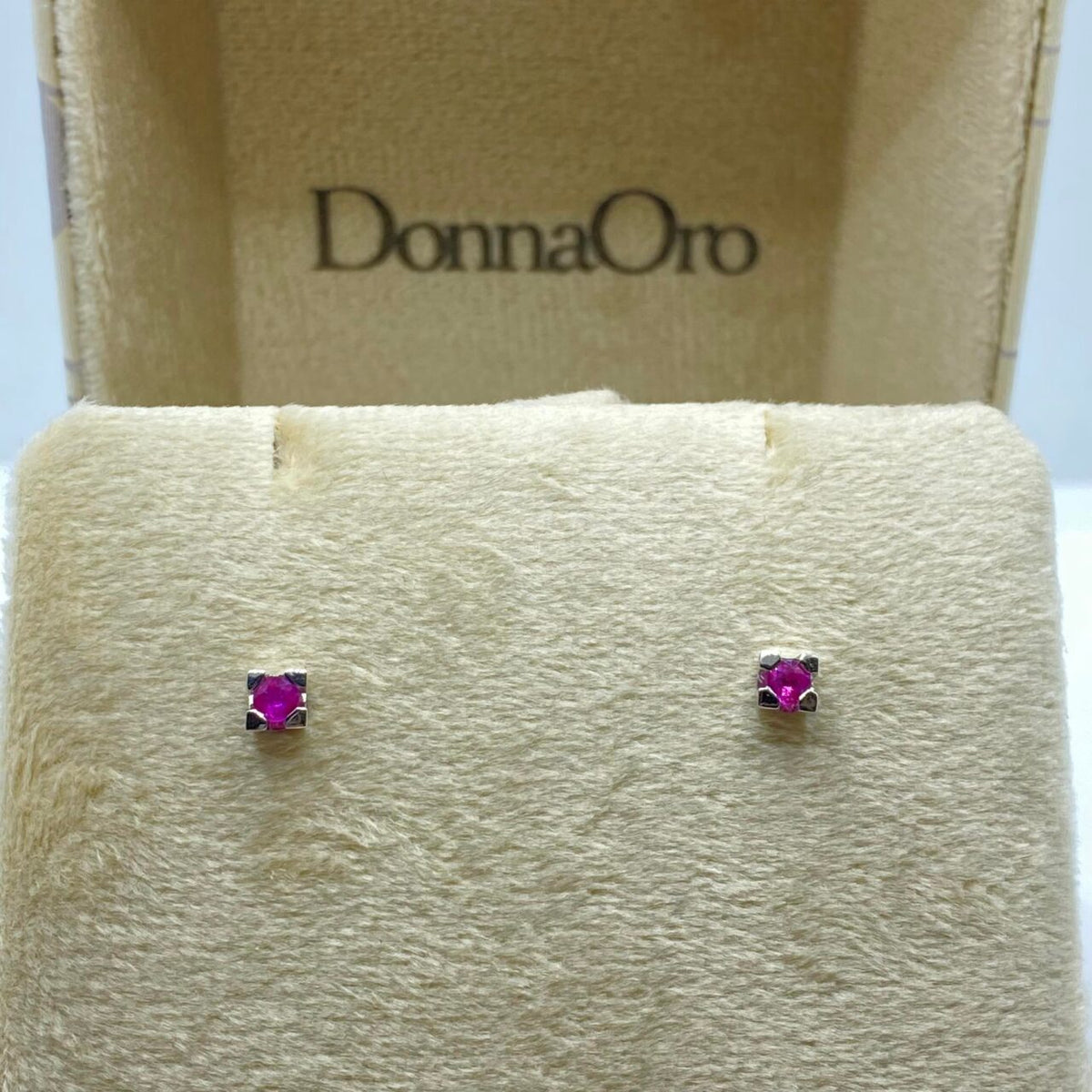 Orecchini Donna Oro 18KT con Rubini Ct 0.32