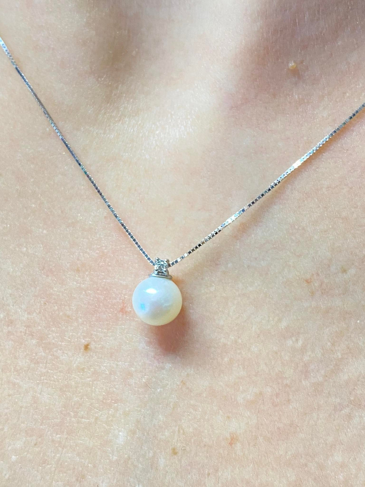 Collana Donna Oro 18KT con Diamante e Perla Naturale mm 6-6,5