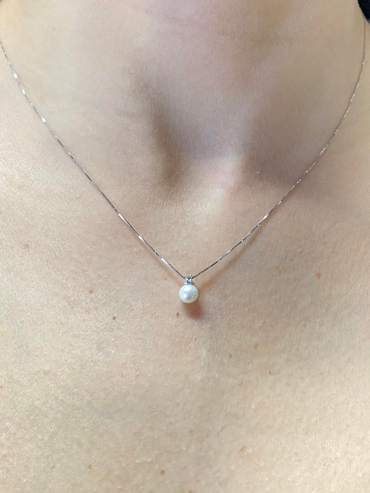 Collana Donna Oro 18KT con Diamante e Perla Naturale mm 5-5,5