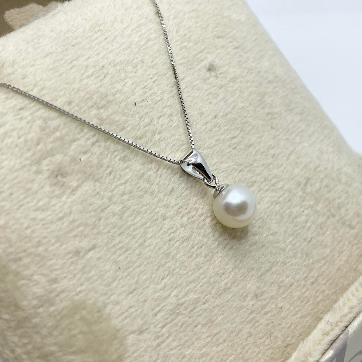 Collana Donna Oro 18KT con Perla Naturale mm 6-6,5