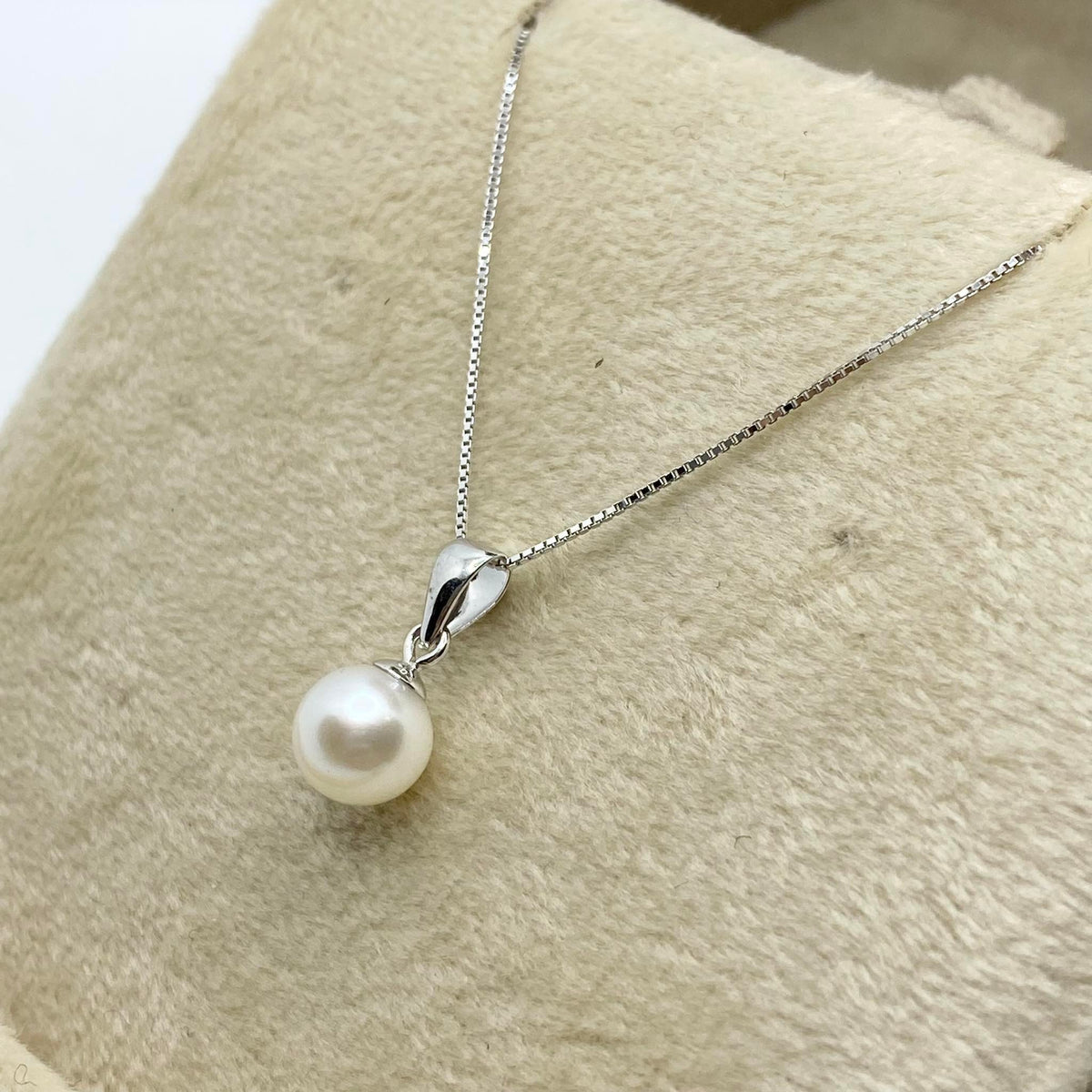Collana Donna Oro 18KT con Perla Naturale mm 6-6,5