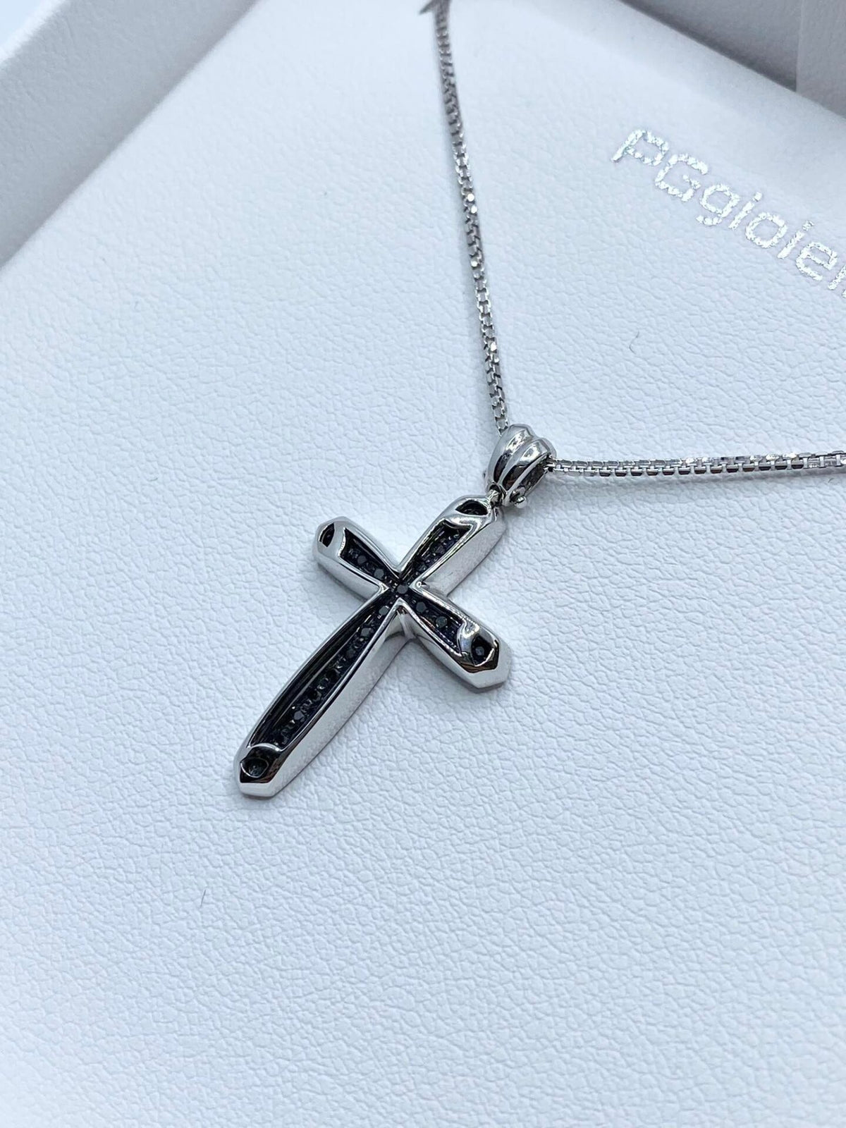 Collana PG Gioielli Con Croce in Oro 18KT 18KT e Diamanti Neri