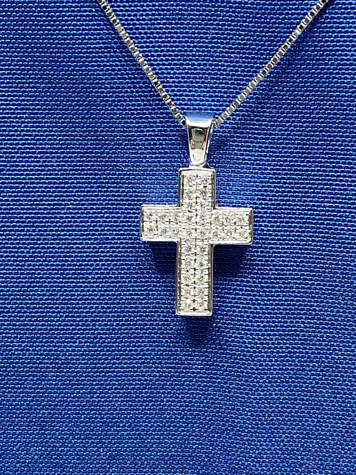 Collana Recarlo Con Croce in Oro 18KT 18KT e Diamanti Ct. 0,11