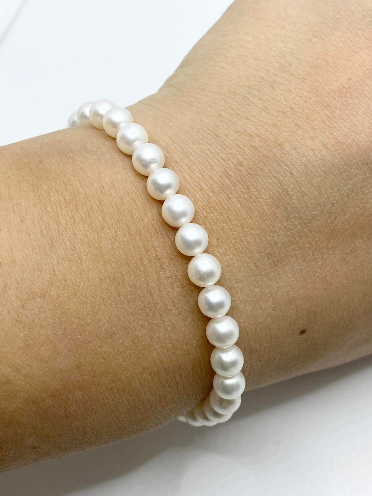 Bracciale Donna Oro 18KT con Perle Naturali mm 5-5,5