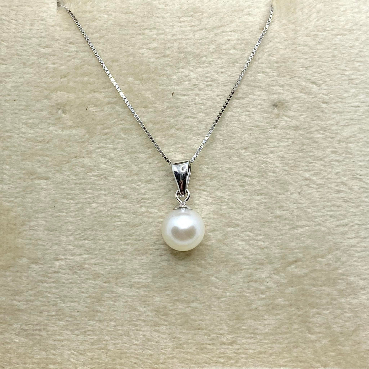 Collana Donna Oro 18KT con Perla Naturale mm 6-6,5