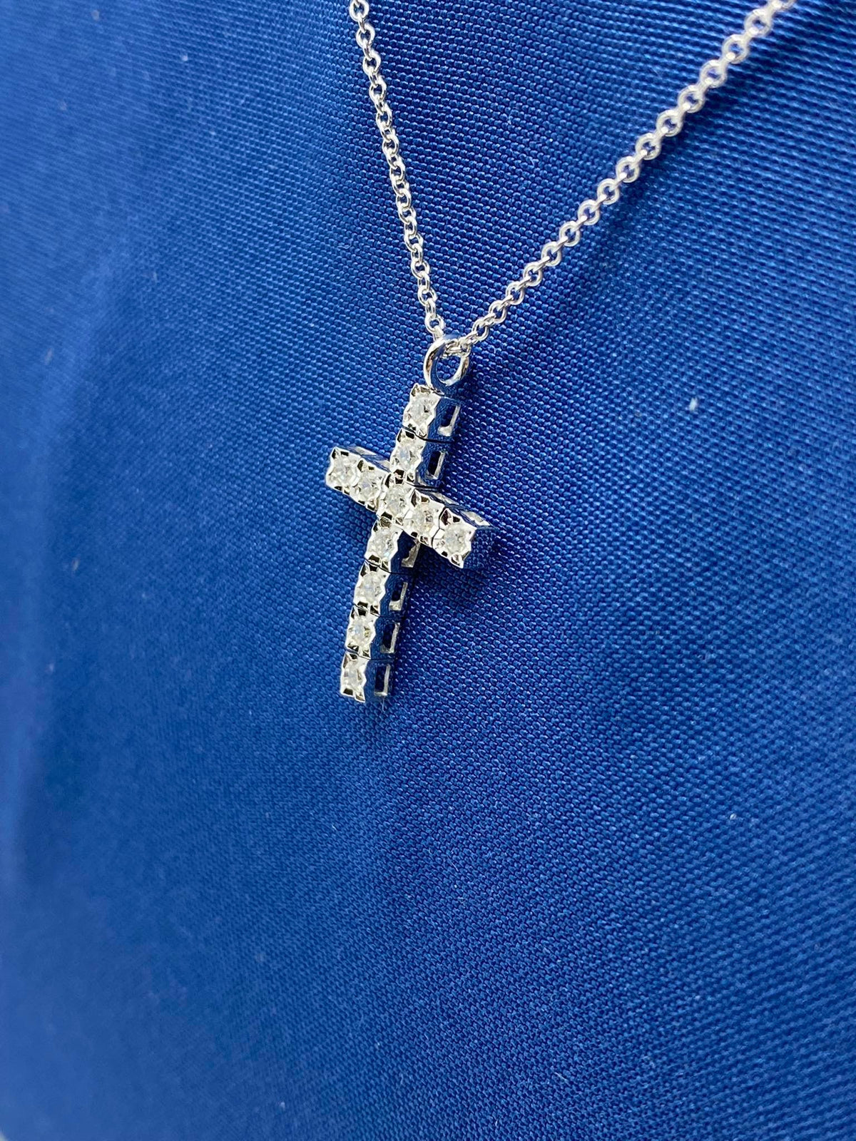 Collana Recarlo Con Croce in Oro 18KT 18KT e Diamanti Ct. 0,18