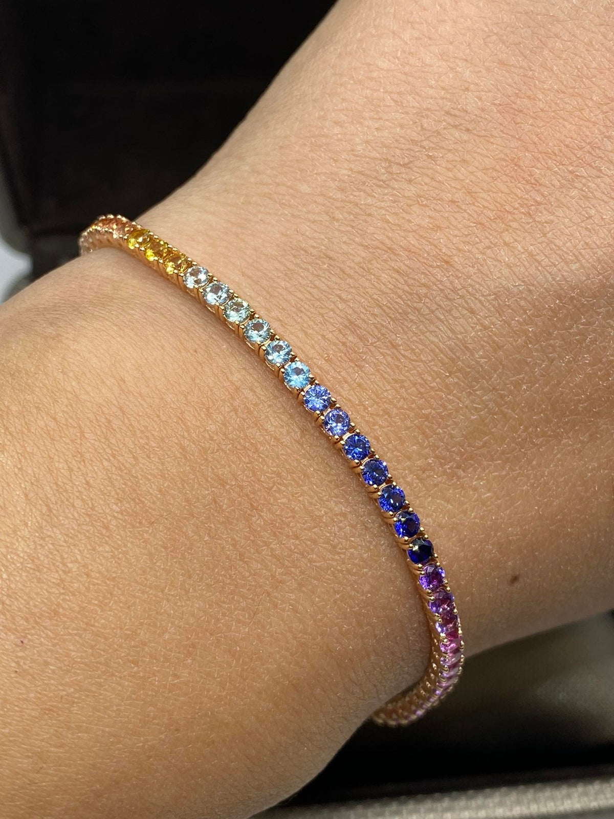 Bracciale Tennis Crivelli Rainbow con Zaffiri Idrotermali Ct 5,40