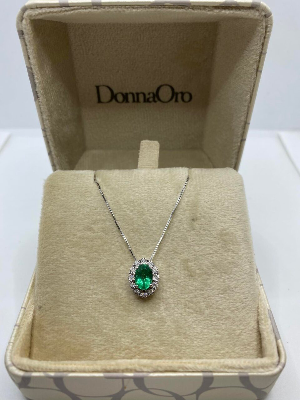Collana Donna Oro 18KT con Diamanti e Smeraldo