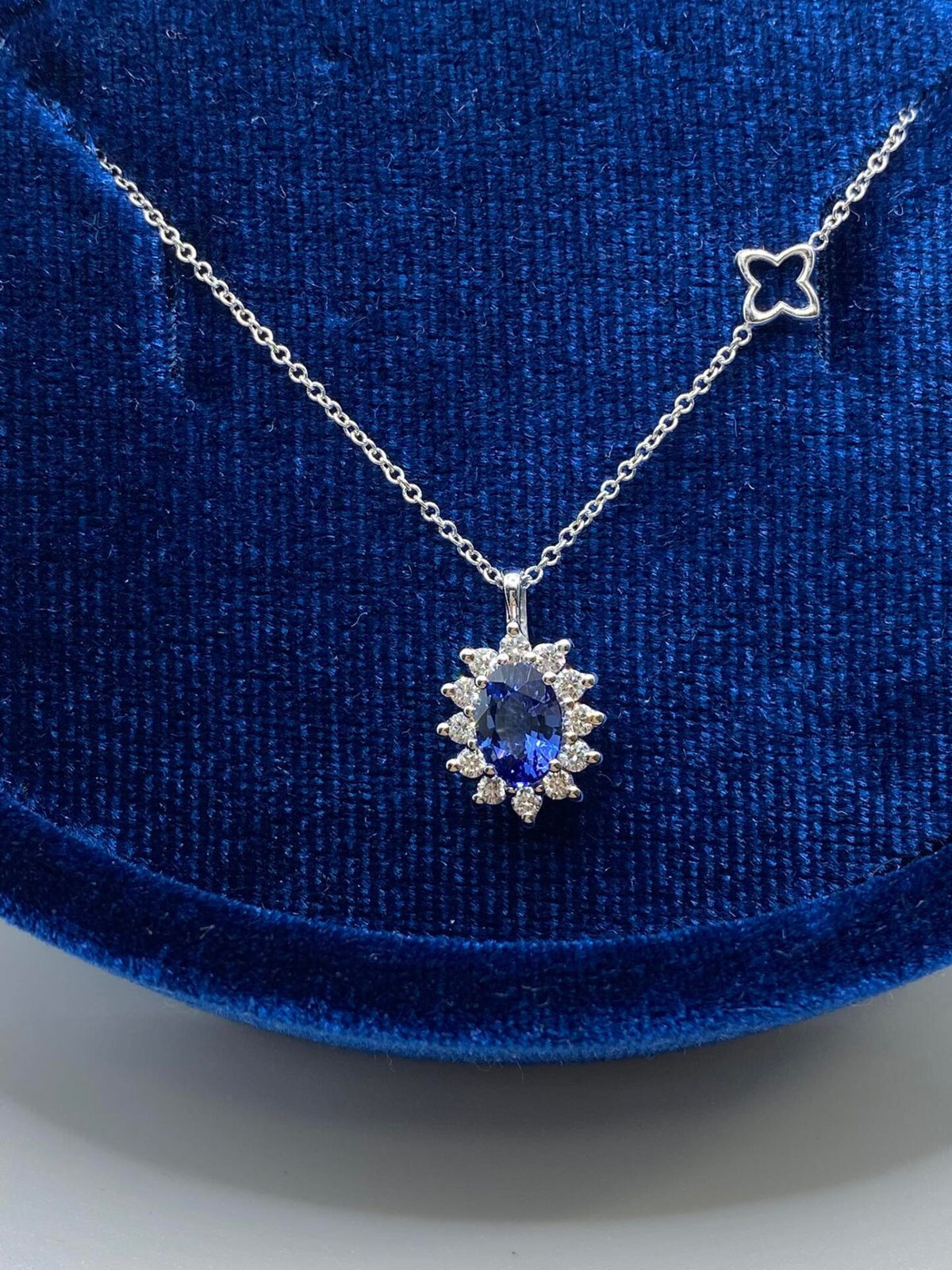 Collana Recarlo con Diamanti e Zaffiro Ct 0.84