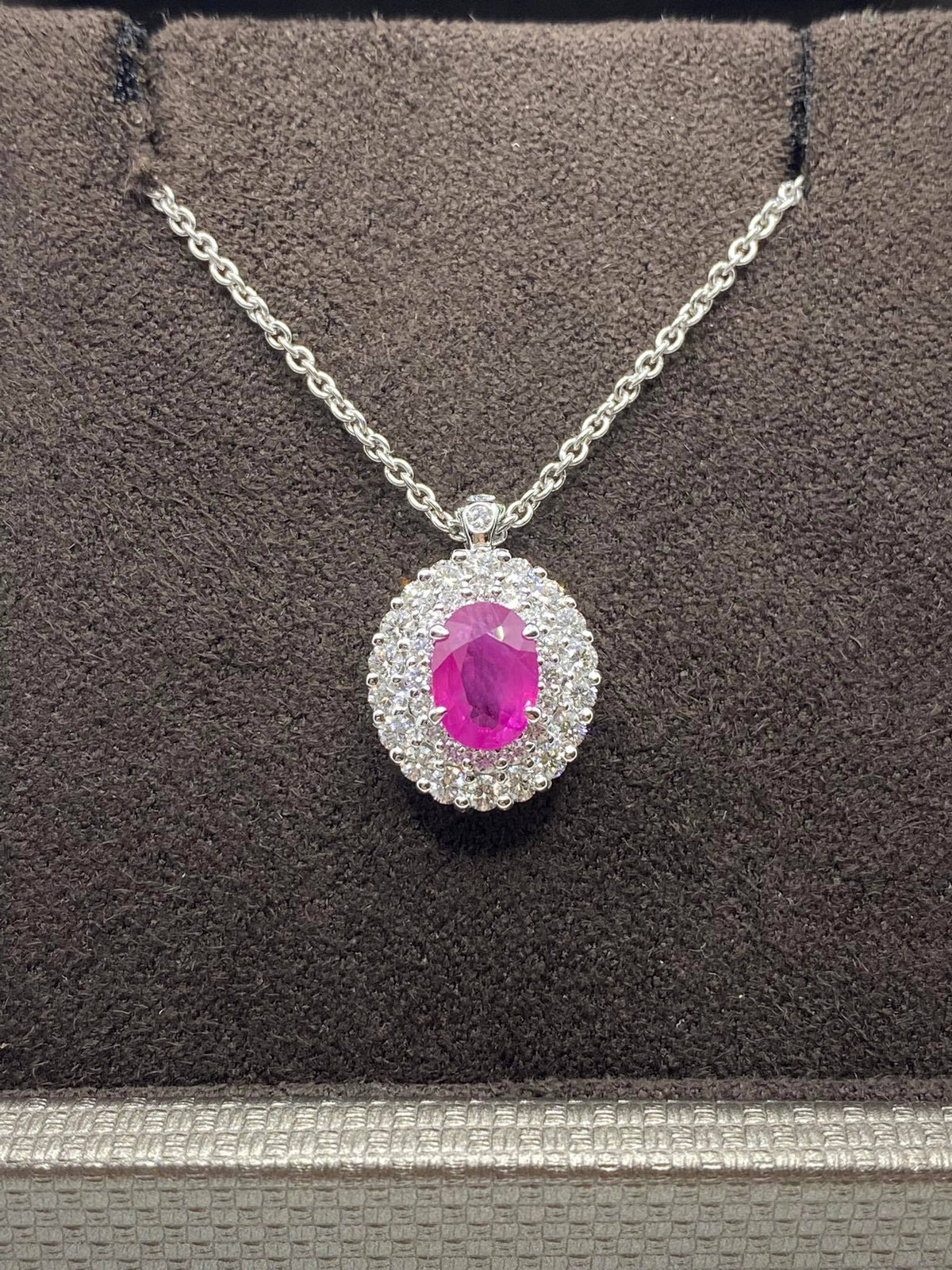 Collana Donna Crivelli con Diamanti e Rubino CT 1,04