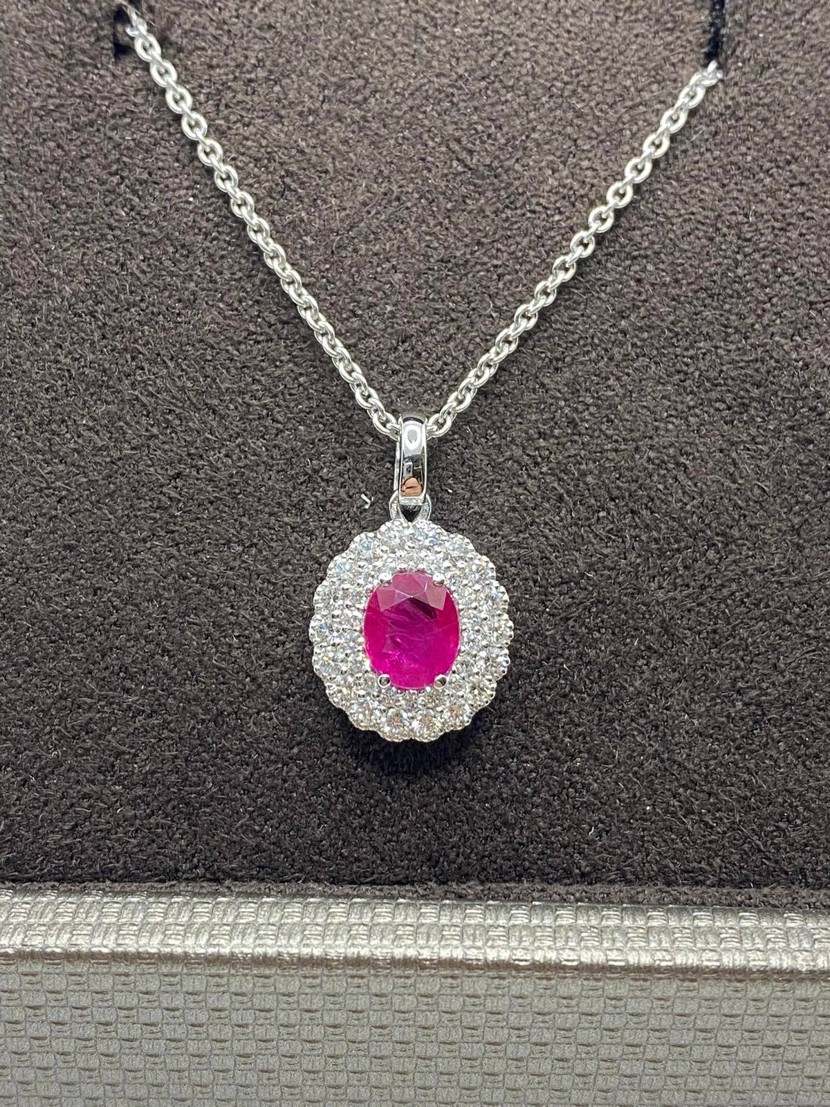 Collana Donna Crivelli con Diamanti e Rubino CT 0.75