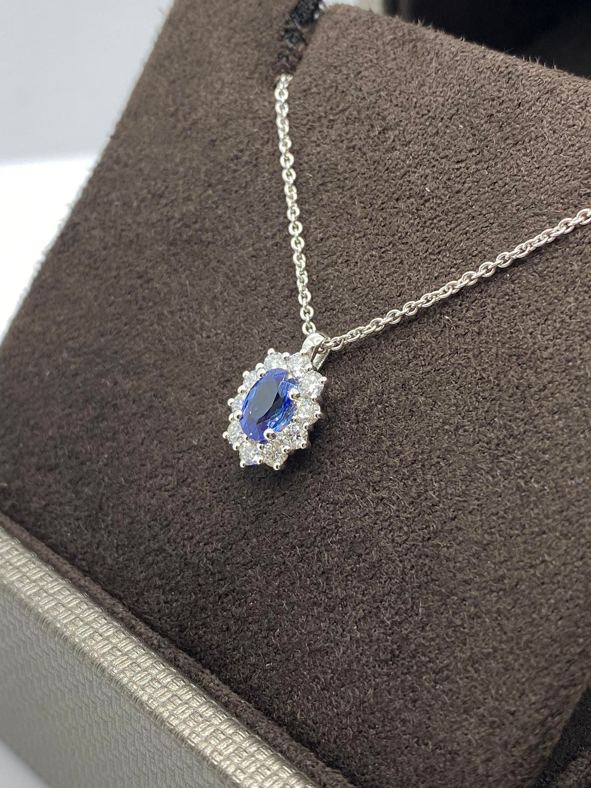Collana Donna Crivelli con Diamante e Zaffiro Ct 0,59