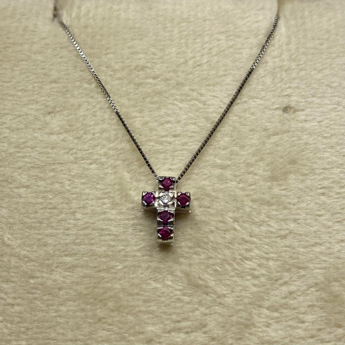 Collana Donna Oro 18KT con Croce di Rubini e Diamante