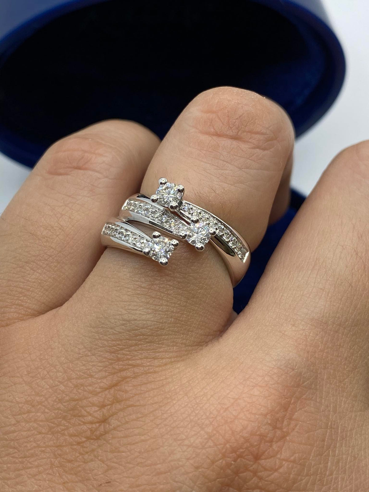 Anello Recarlo Trilogy Eternity con Diamanti Ct 0.64