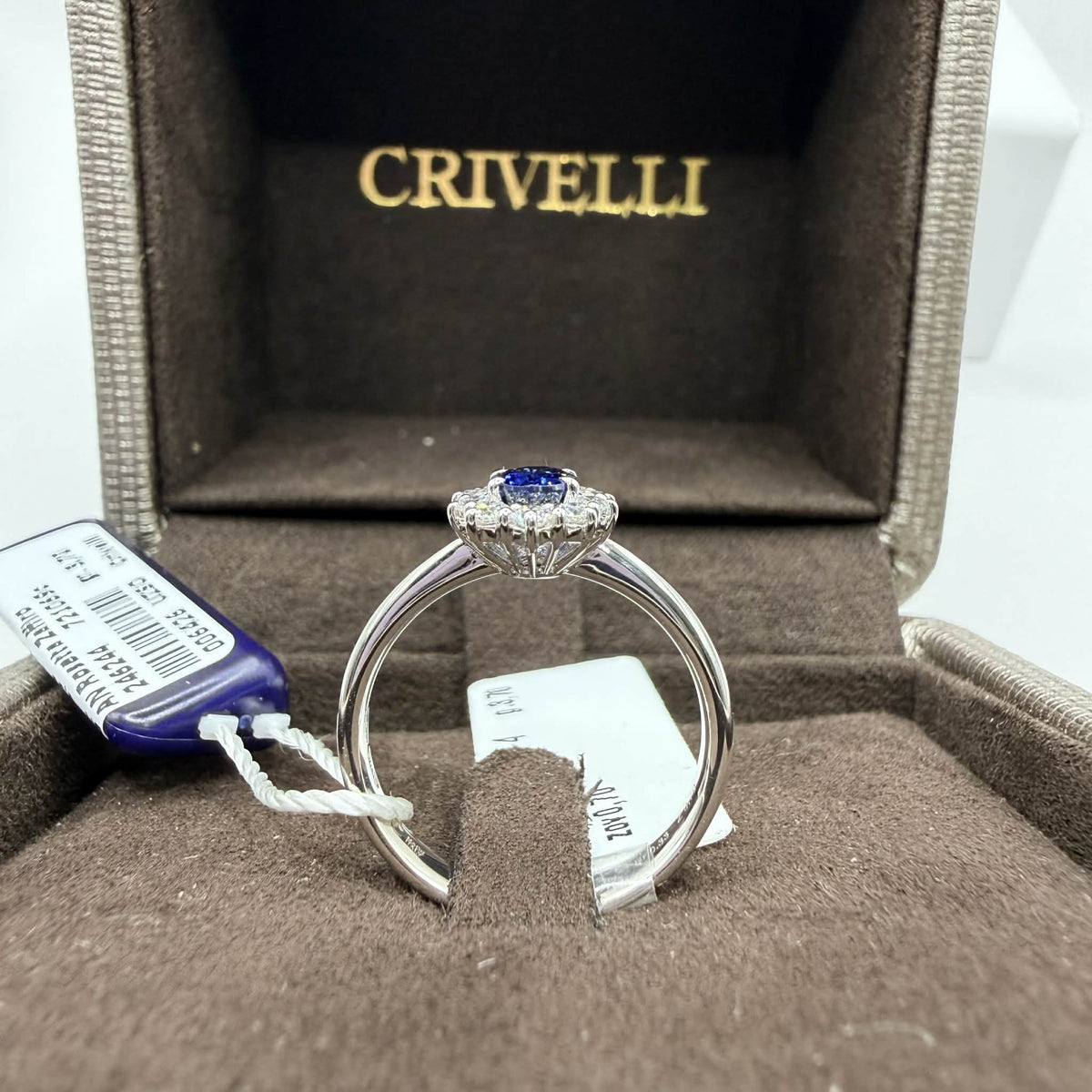 Anello Donna Crivelli con Diamanti e Zaffiro Ct. 0.70
