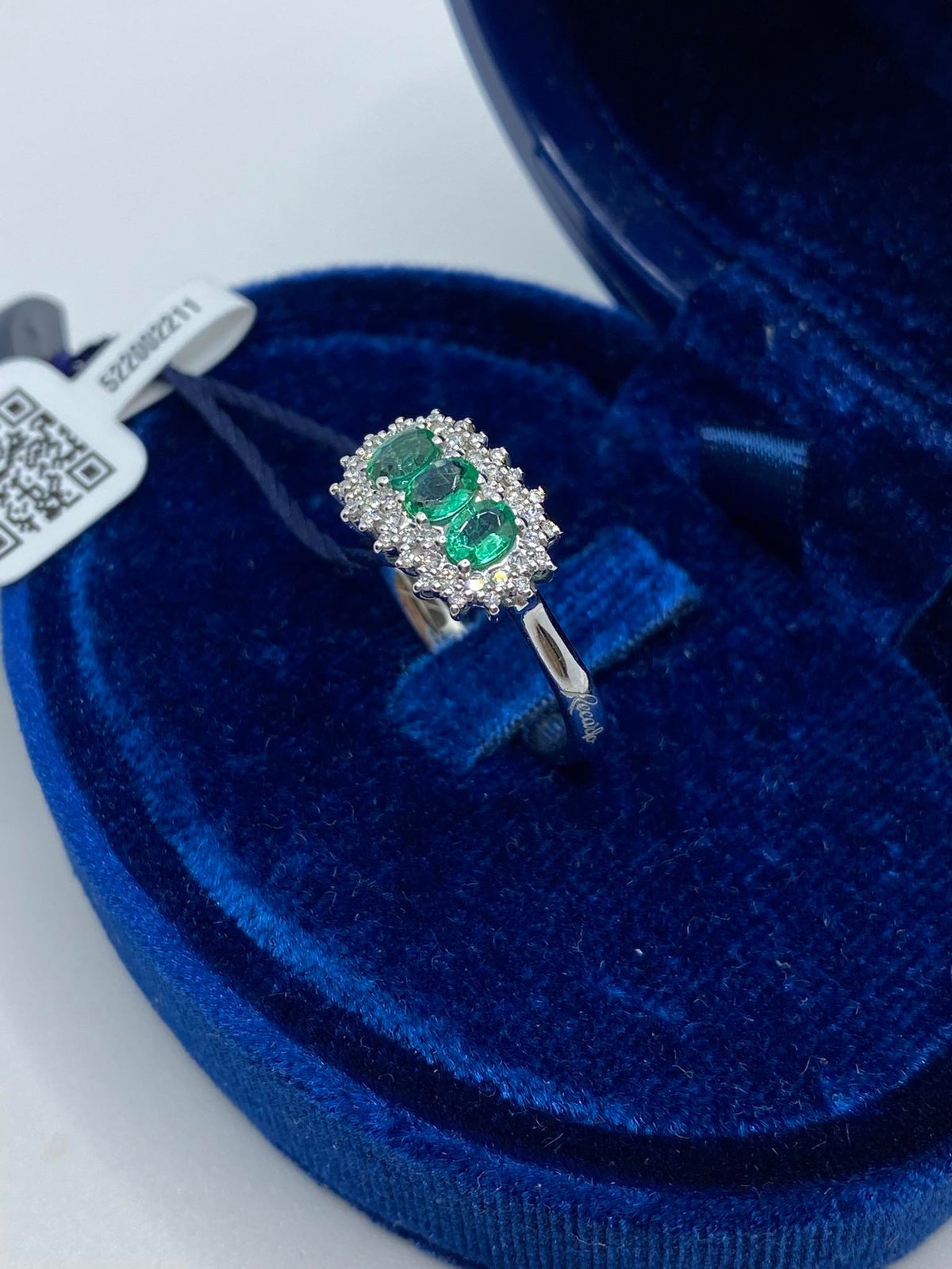 Anello Trilogy Recarlo Camelia con Diamanti e Smeraldo