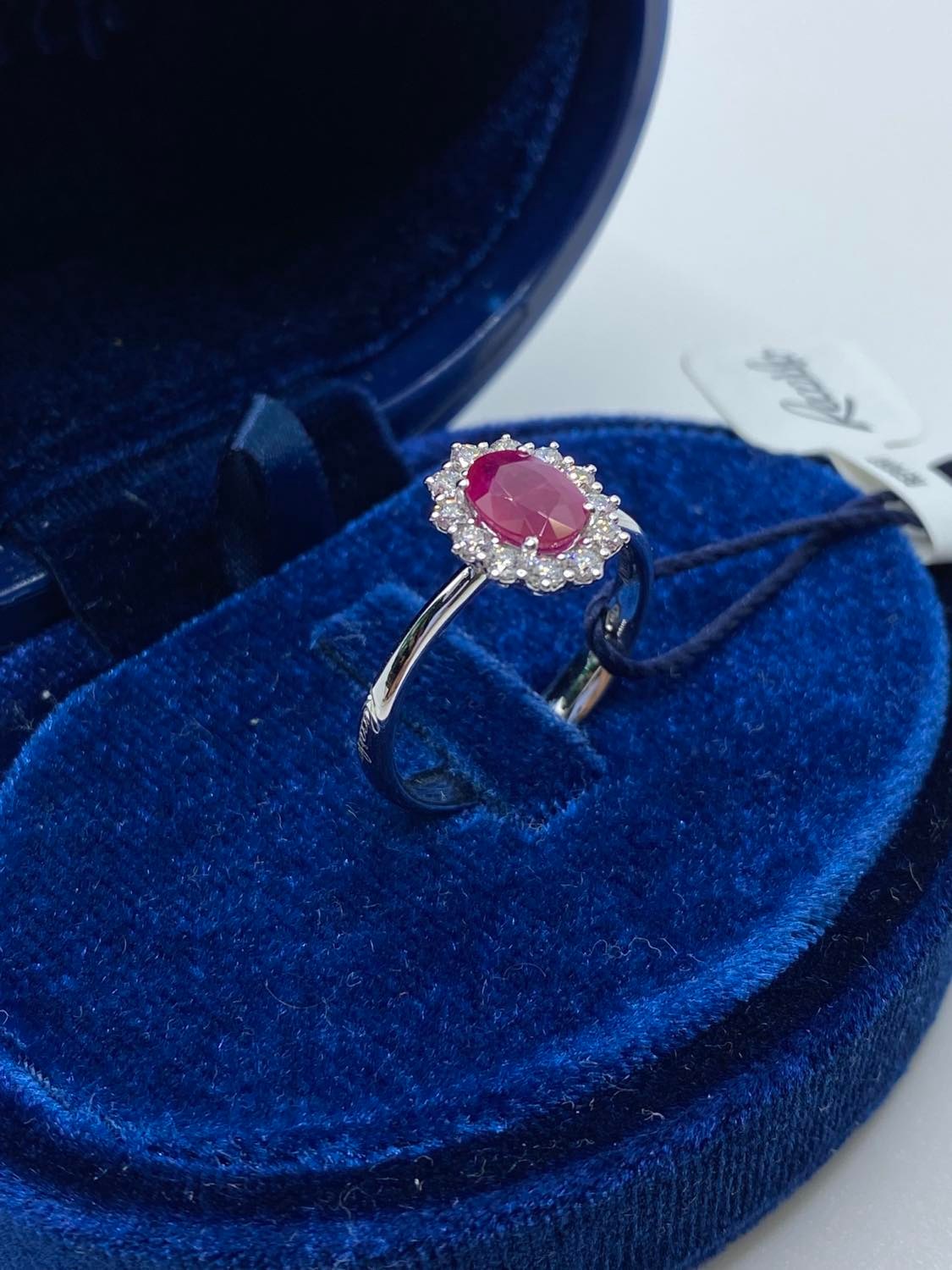Anello Recarlo con Diamanti e Rubino Ct 0,86