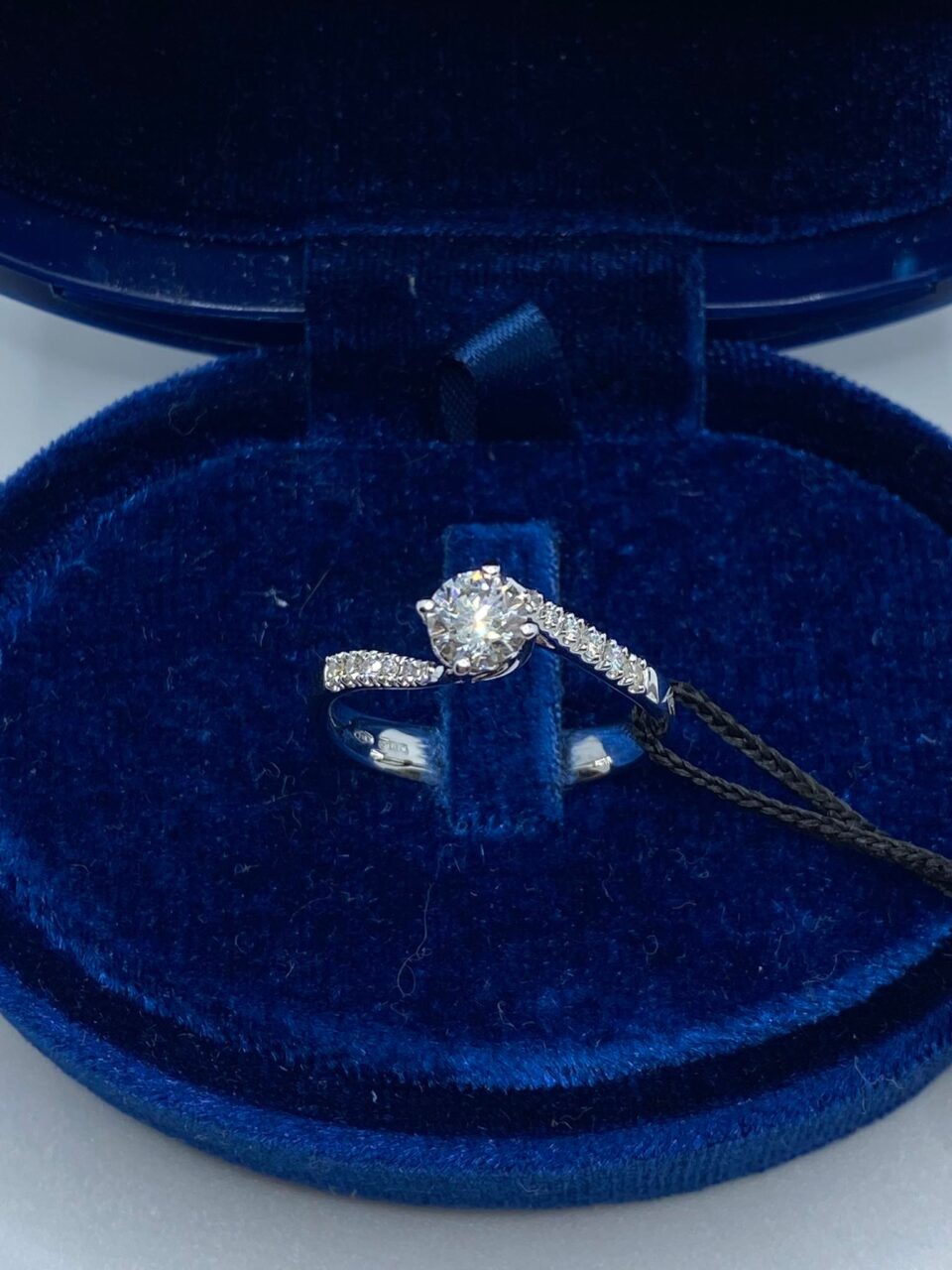 Anello Recarlo Solitario Anniversary con Diamanti Ct. 0,64