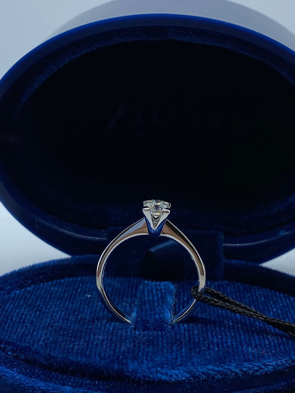 Anello Solitario Recarlo Maria Teresa Ct 0.30 – R30SO100