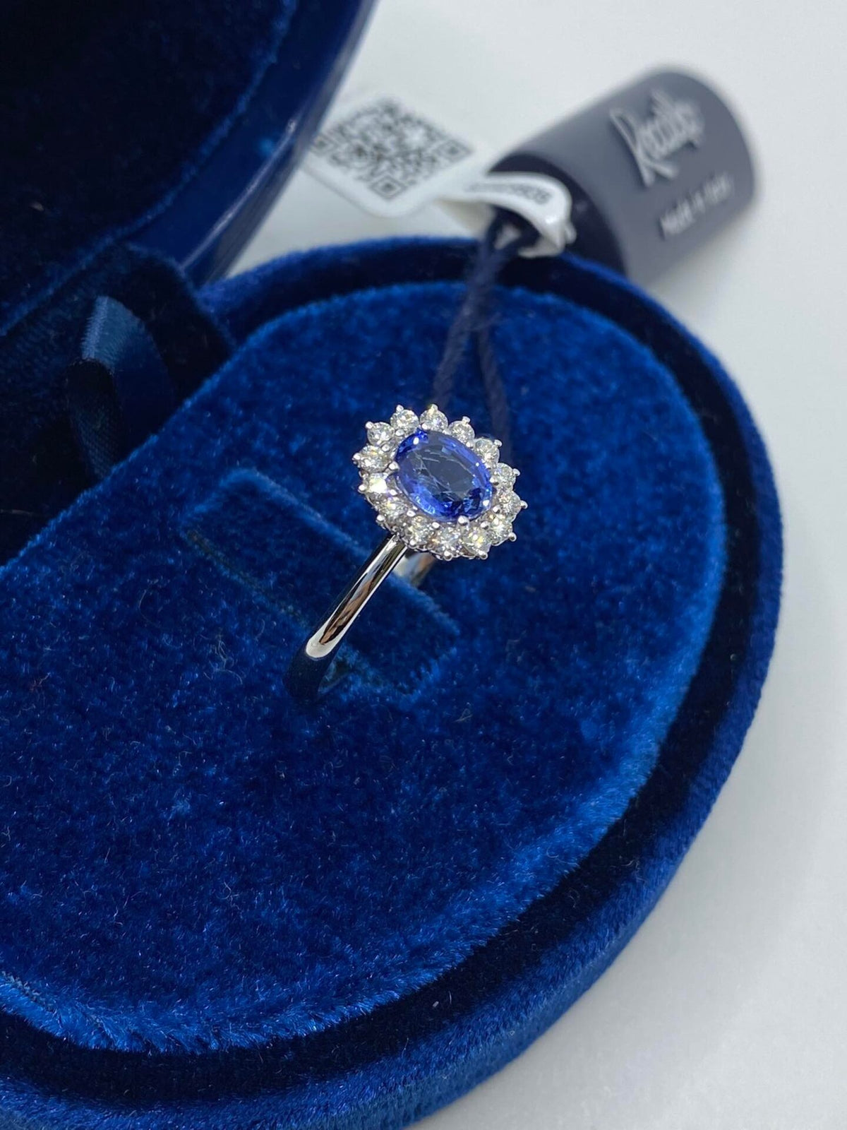 Anello Donna Recarlo Rosetta con Diamanti e Zaffiro Ct. 0,89