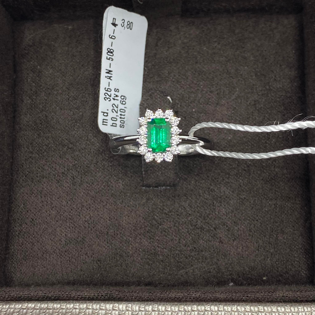 Anello Donna Crivelli con Diamanti e Smeraldo Ct. 0.69