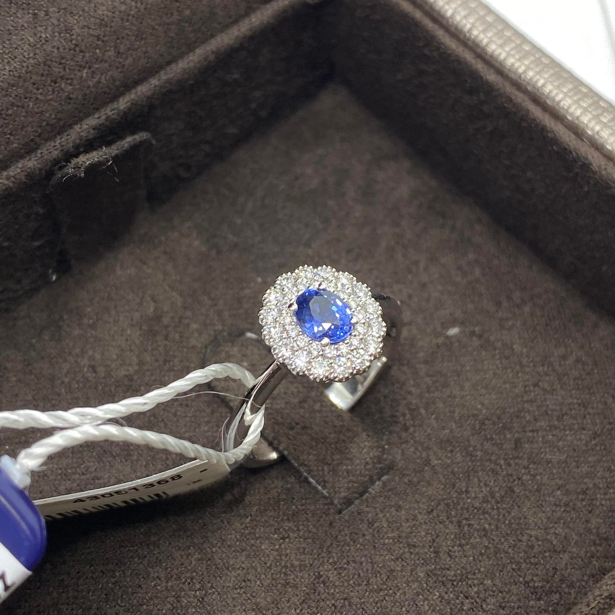 Anello Donna Crivelli con Diamanti e Zaffiro Ct. 0,49