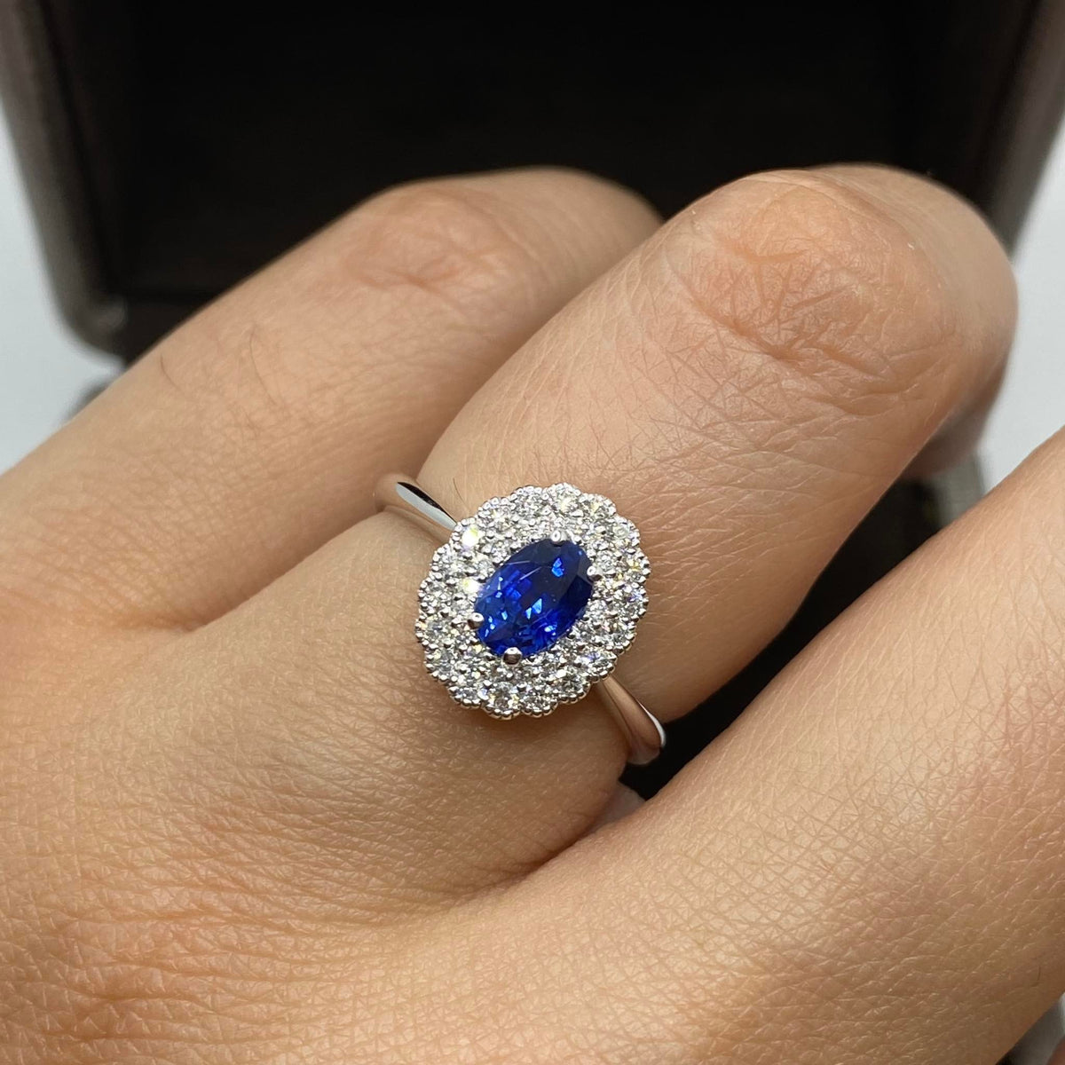 Anello Donna Crivelli con Diamanti e Zaffiro Ct. 0,65