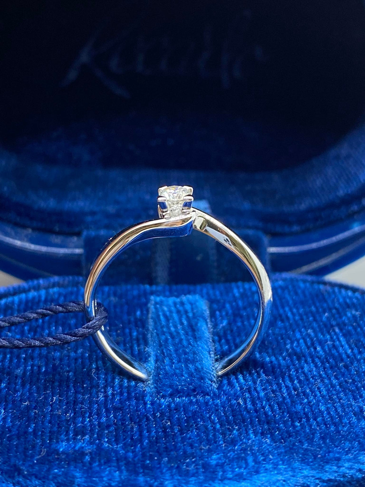 Anello Recarlo Solitario Maria Teresa con Diamanti Ct. 0.13
