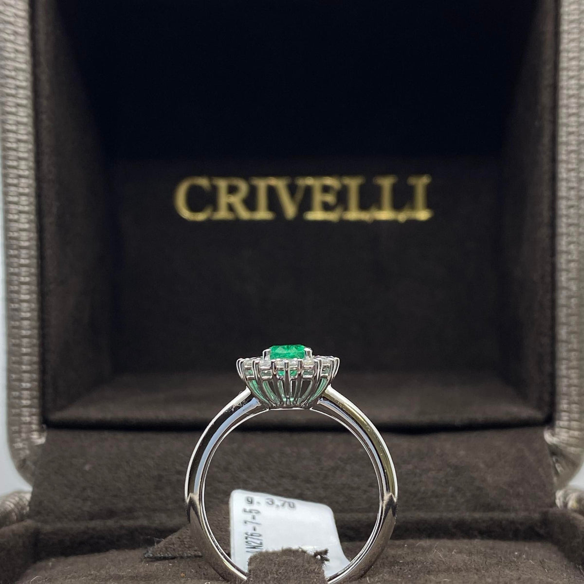Anello Donna Crivelli con Smeraldo Ct 0.68 e Diamanti