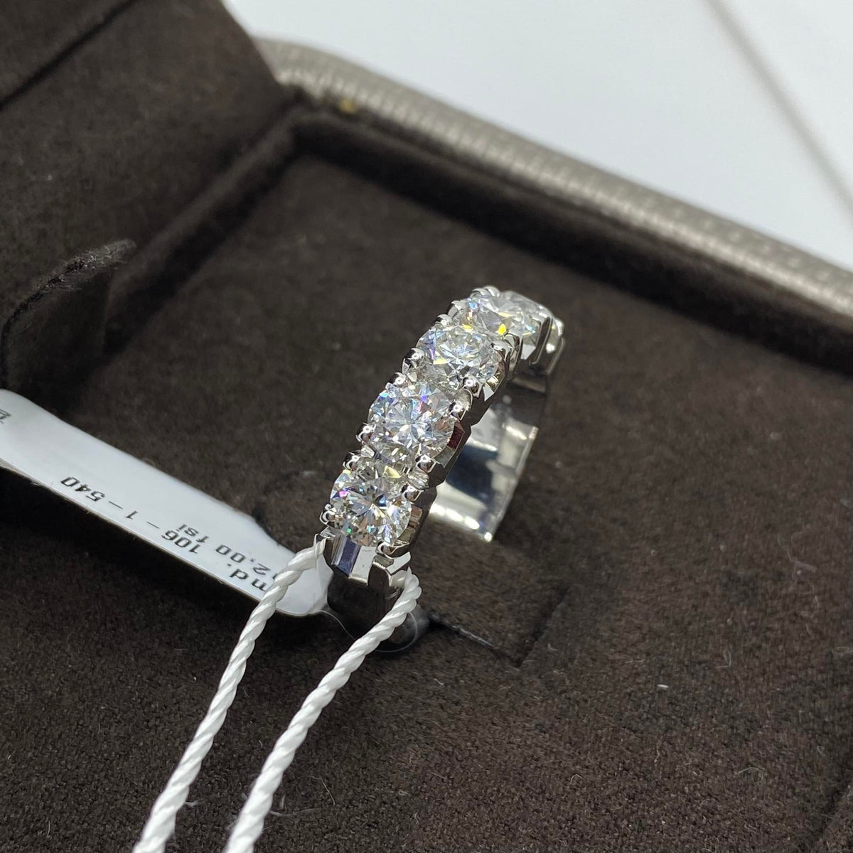 Anello Crivelli Veretta a 5 Pietre in Oro 18KT 18KT e Diamanti Ct 2.00
