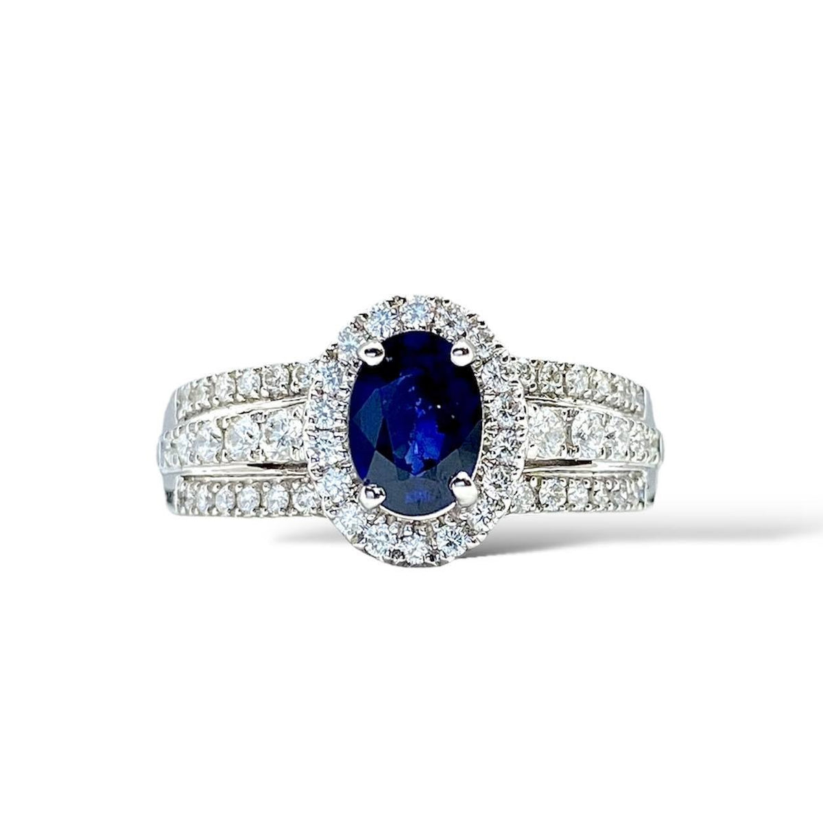 Anello Donna Oro 18KT con Zaffiro Ct 0.55 e Diamanti