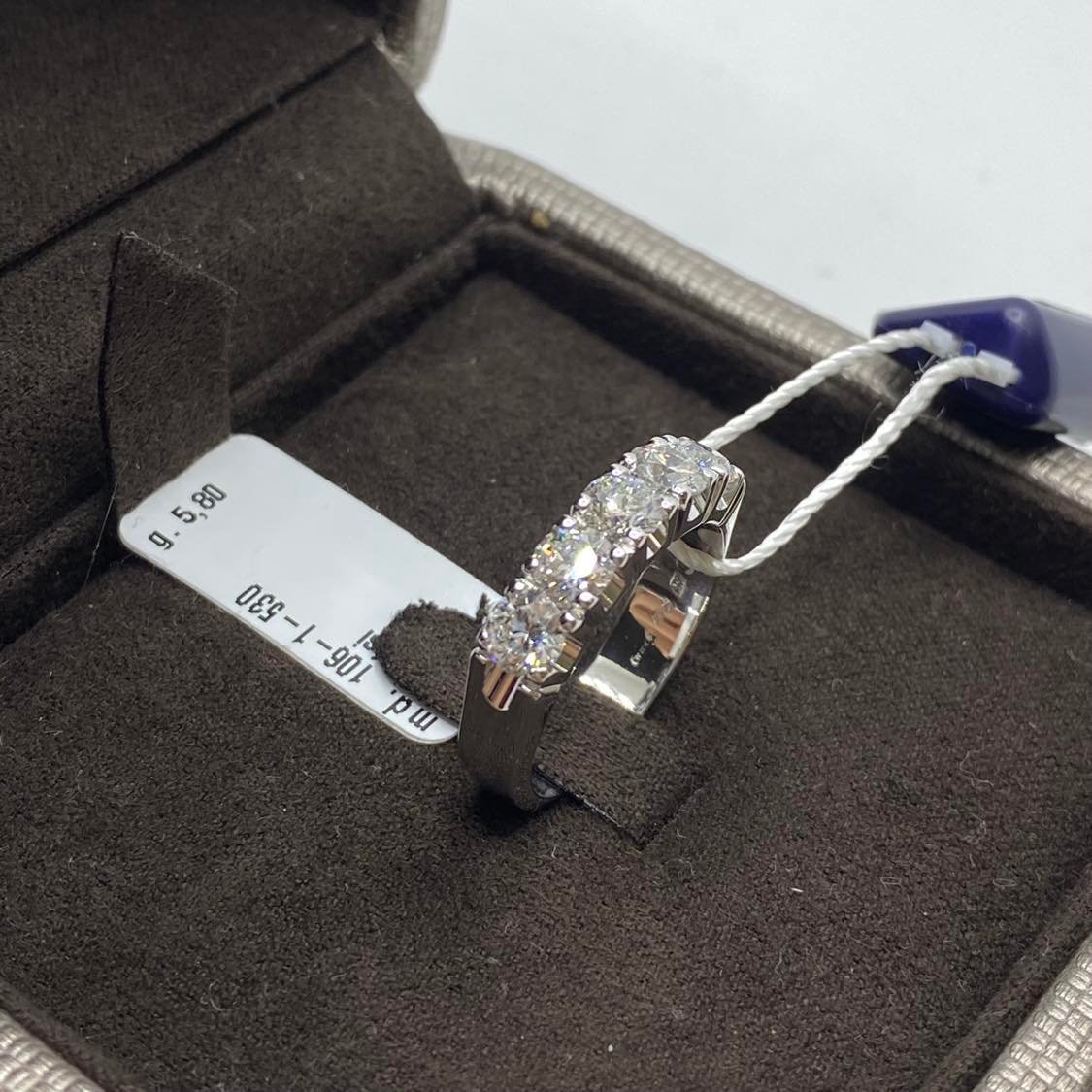 Anello Crivelli Veretta a 5 Pietre in Oro 18KT 18KT e Diamanti Ct 1.50
