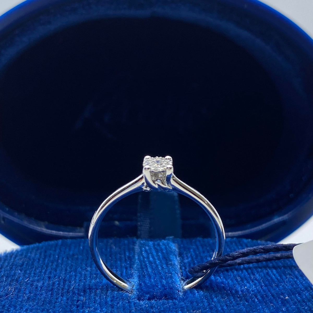 Anello Donna Solitario Recarlo Nodo D'amore con Diamanti Ct. 0.05