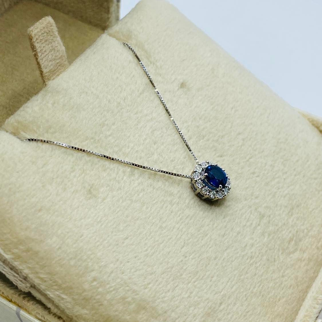 Collana Donna Oro 18KT con Zaffiro Ct 0.42 e Diamanti