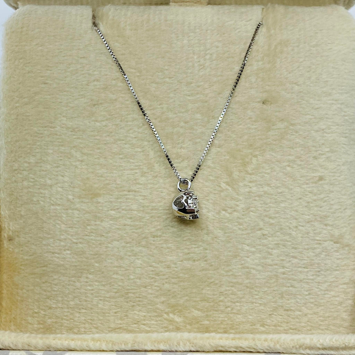 Collana Punto Luce Donna Oro 18KT con Diamante Ct 0.05