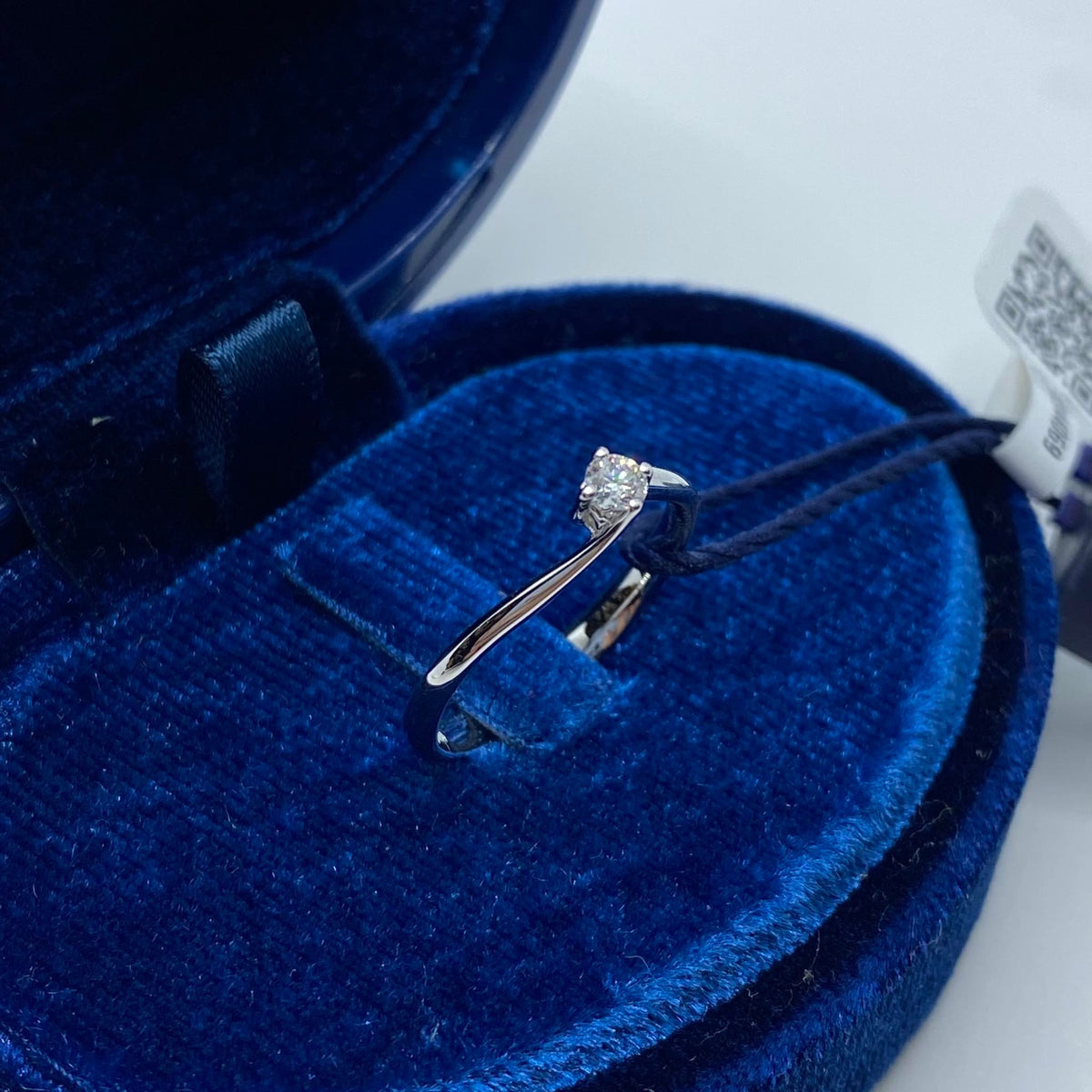 Anello Solitario Recarlo Anniversary CT 0.10 – R01SO195