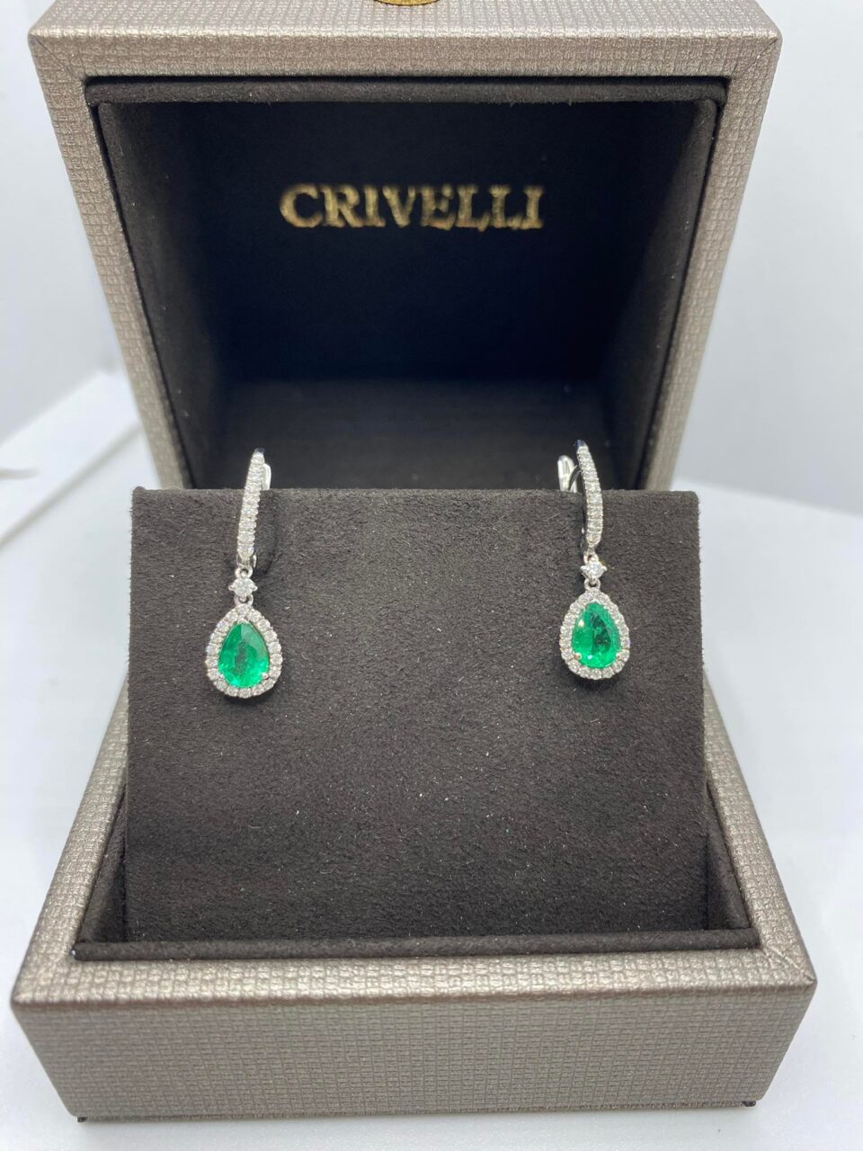 Orecchini Crivelli con Smeraldi Ct. 1,42 a Goccia e Diamanti