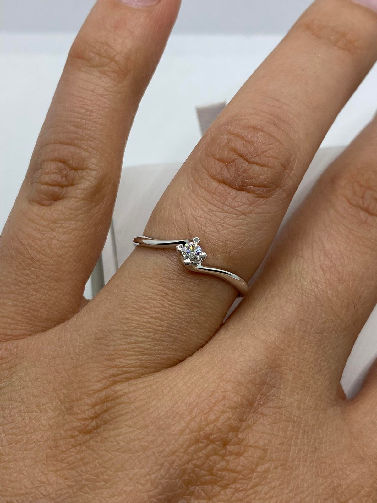 Anello Solitario Donna Miluna in Oro 18KT e Diamanti Ct. 0,07