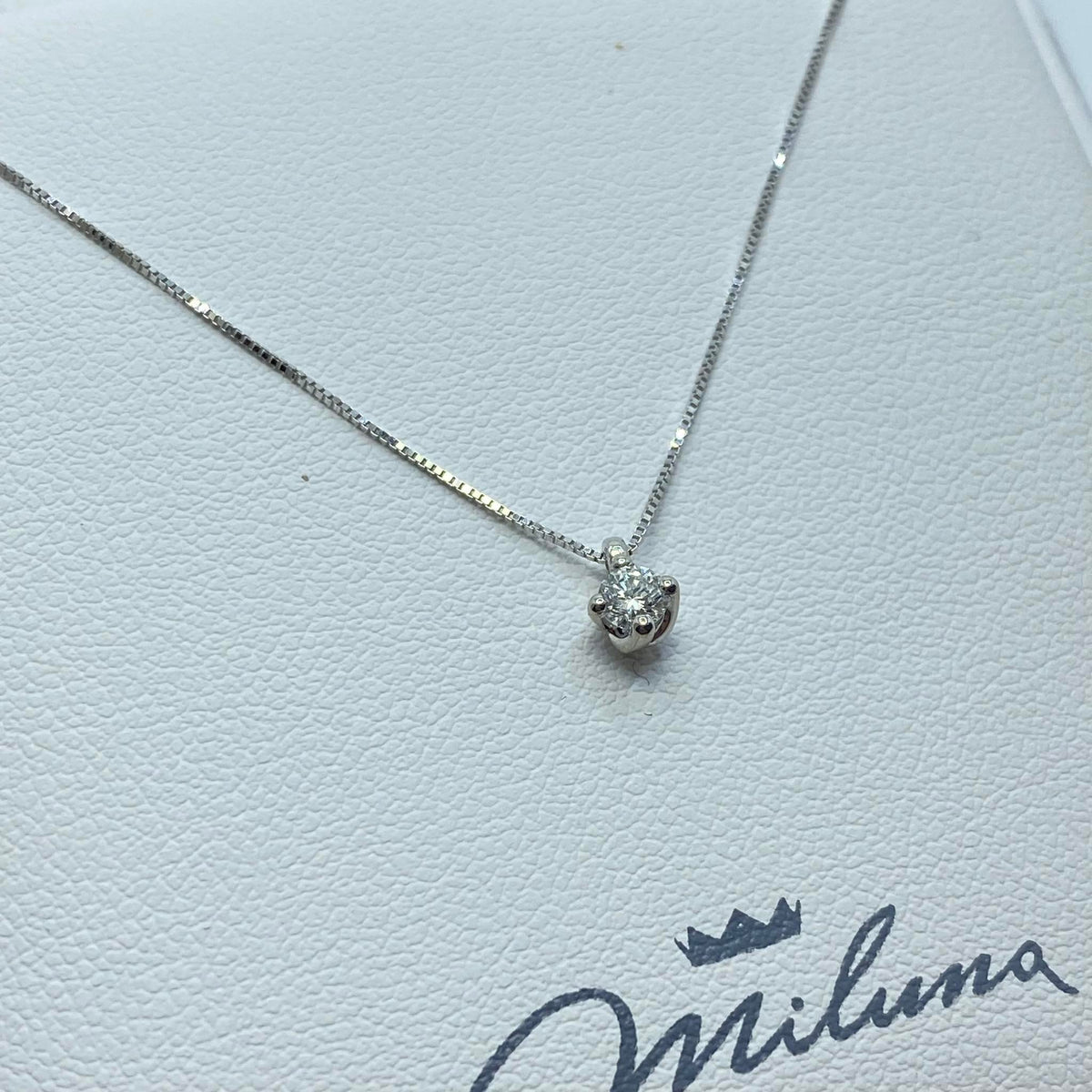 Collana Punto Luce Donna Miluna in Oro 18KT e Diamanti Ct. 0,13