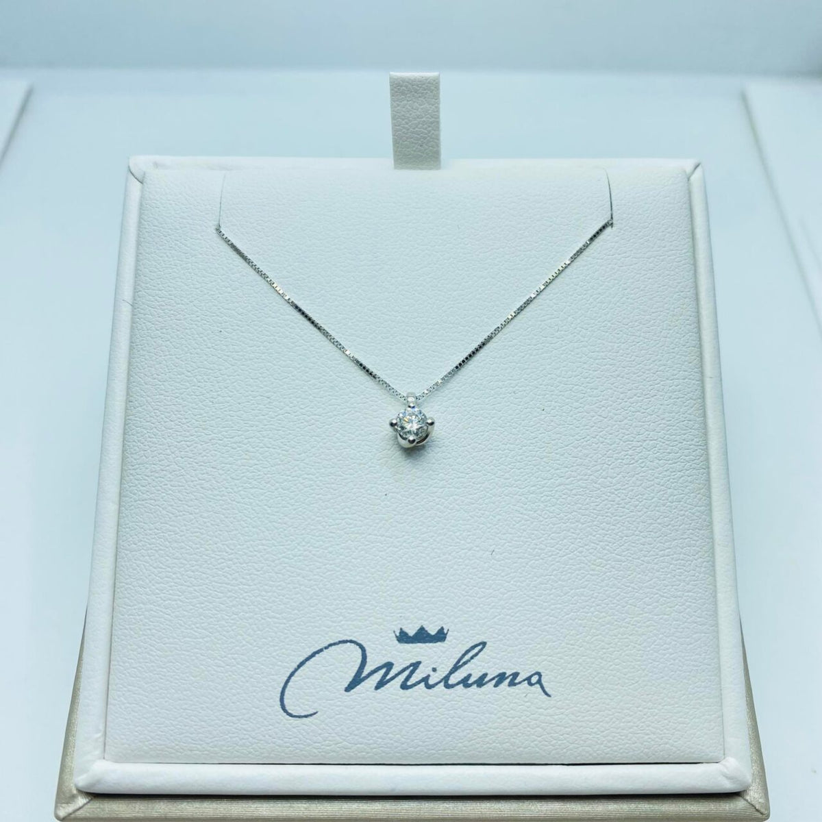 Collana Punto Luce Donna Miluna in Oro 18KT e Diamanti Ct. 0,18