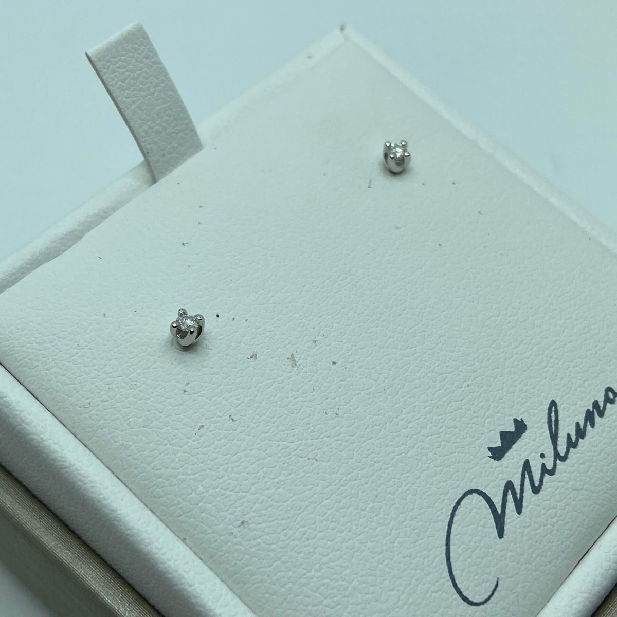 Orecchini Punto Luce Donna Miluna in Oro 18KT e Diamanti Ct. 0,05