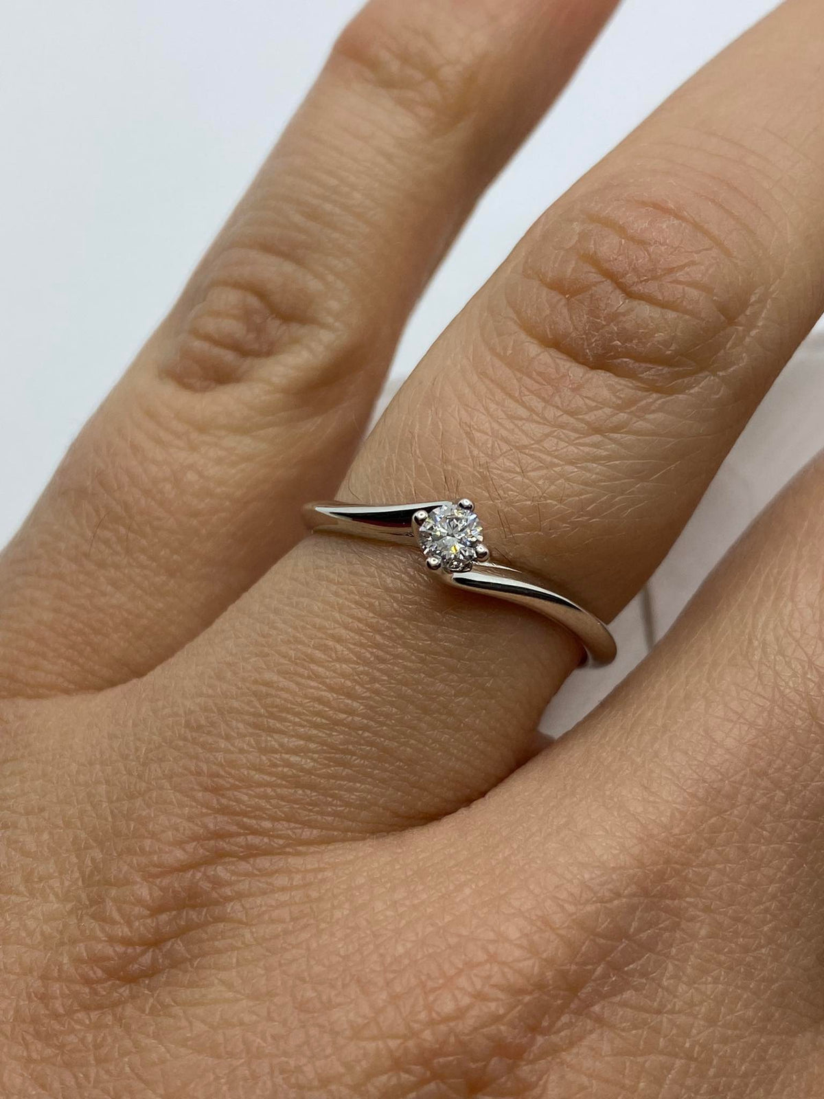 Anello Solitario Donna Miluna in Oro 18KT e Diamanti Ct. 0,13
