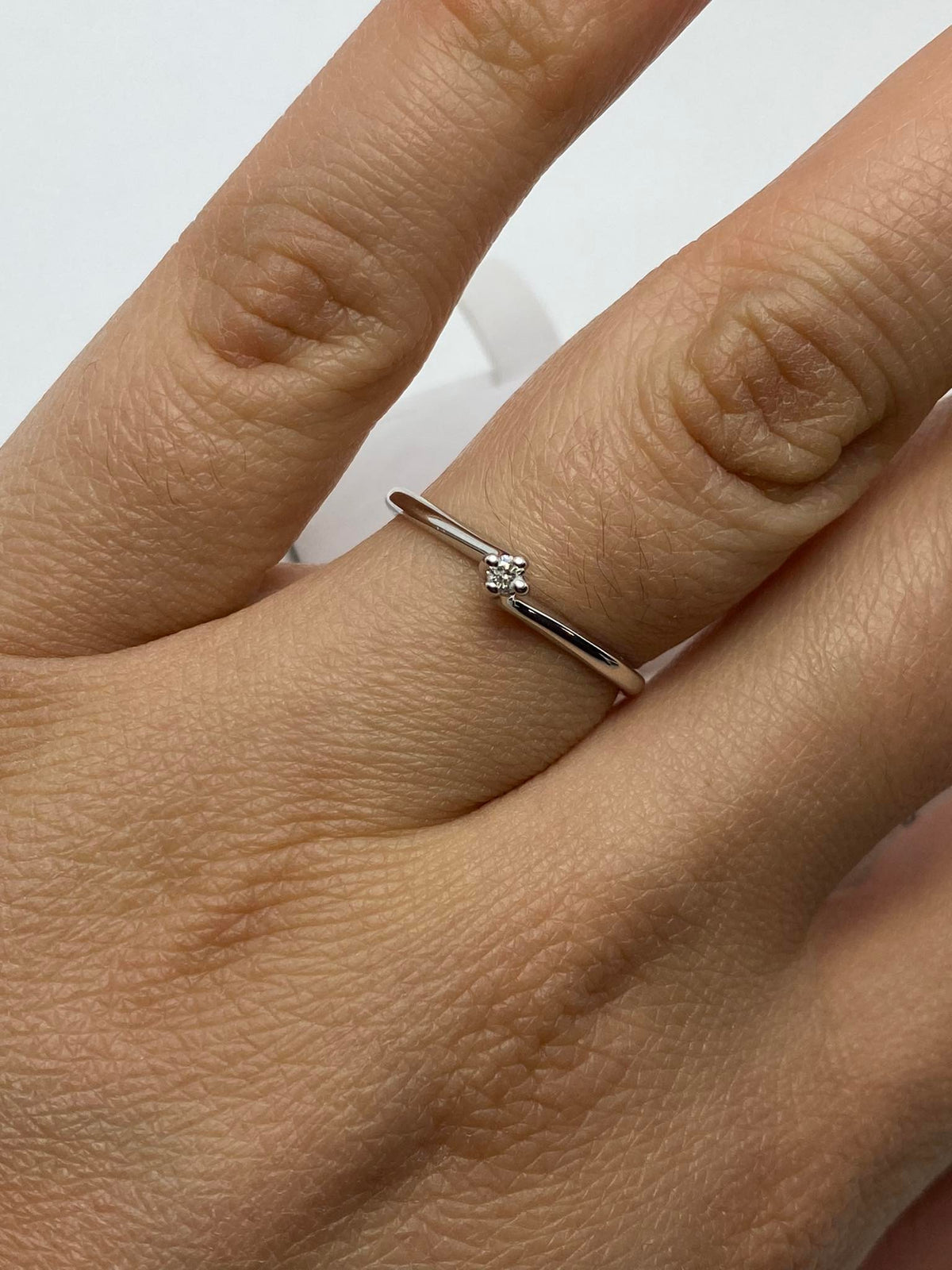 Anello Solitario Donna Miluna in Oro 18KT e Diamanti Ct. 0,04