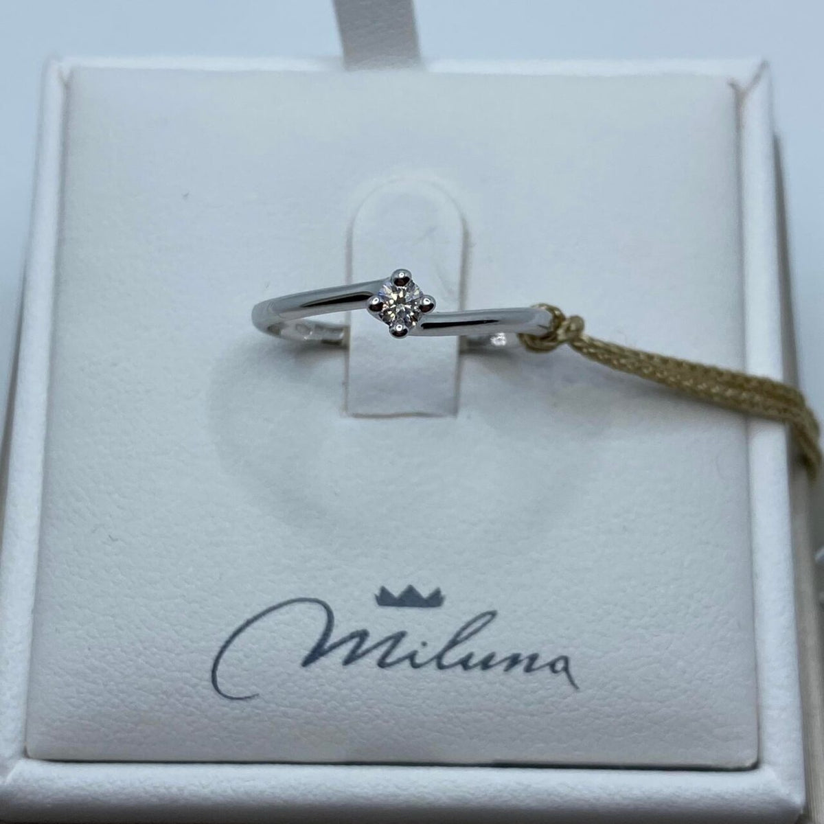Anello Solitario Donna Miluna in Oro 18KT e Diamanti Ct. 0,10