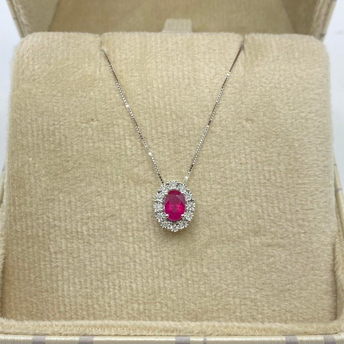 Collana Donna Oro 18KT con Rubino Ct 0.80 e Diamanti