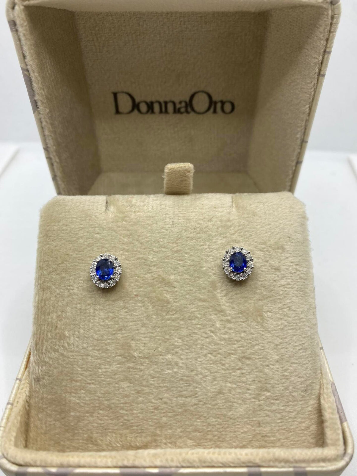 Orecchini Donna Oro 18KT con Zaffiri Ct 0.90 e Diamanti